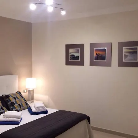 Casa Montana Aroa - Beautiful 3 Bedroom Playa Blanca Heated Pool Wifi